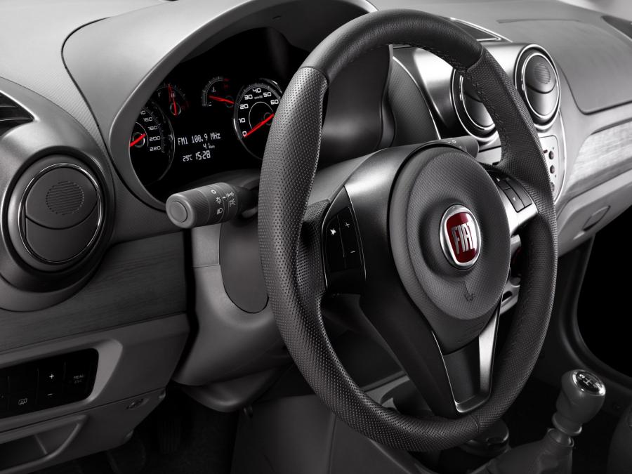  Fiat Palio Essence 2011 года  (фото 6 из 24)